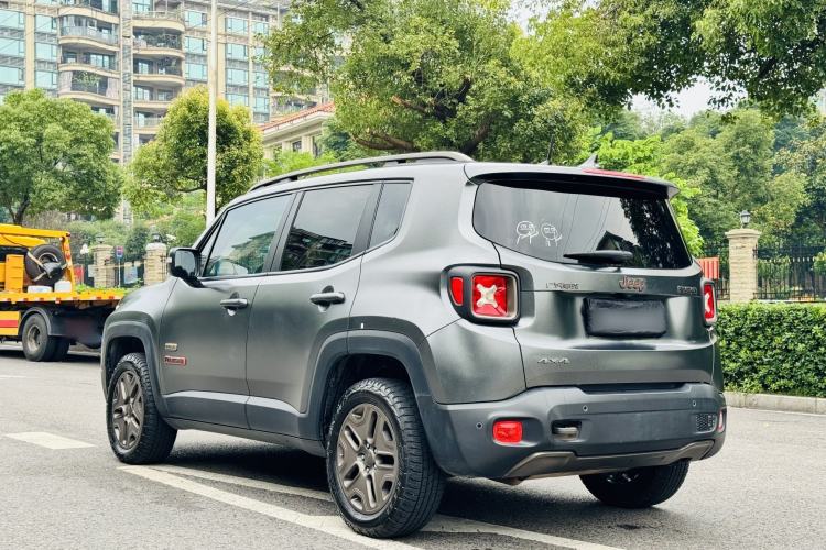 Used Jeep Renegade 2016 2.0L Automatic Four-Wheel Drive 75th Anniversary Tribute Edition Exterior 6