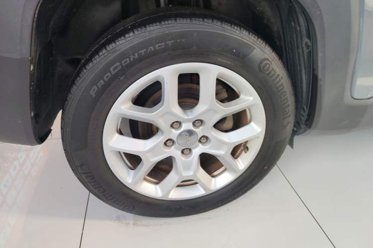 Used Jeep Renegade 2016 1.4T Automatic Jingneng Version+ Exterior 8