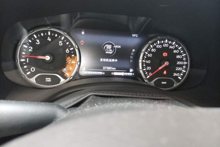 Used Jeep Renegade 2016 1.4T Automatic Jingneng Version+ Instrument Cluster