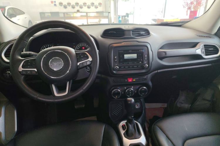 Used Jeep Renegade 2016 1.4T Automatic Jingneng Version+ Interior 2