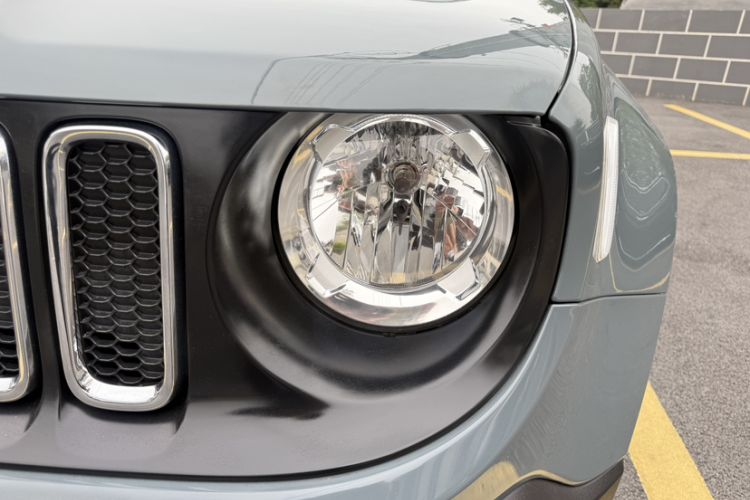 Used Jeep Renegade 2016 1.4T Automatic Jingneng Version+ Left Front Headlight