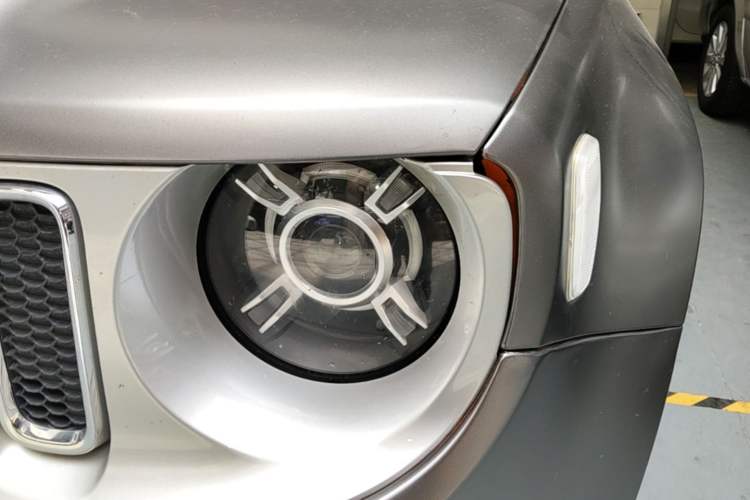 Used Jeep Renegade 2016 1.4T Automatic Smart Edition Left Front Headlight