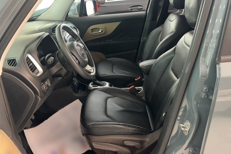 Used Jeep Renegade 2016 1.4T Automatic Jingneng Version+ Left Front Seat