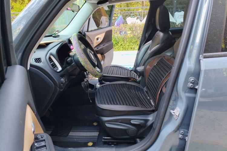 Used Jeep Renegade 2016 1.4T Automatic Jingneng Version+ Left Front Seat