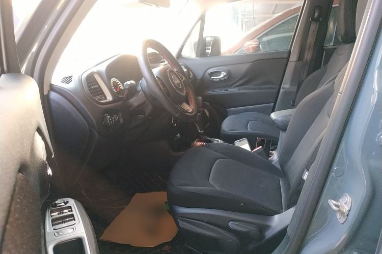 Used Jeep Renegade 2016 1.4T Automatic Jingneng Version+ Left Front Seat