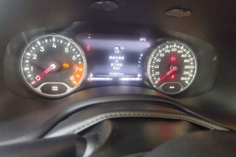 Used Jeep Renegade 2016 1.4T Automatic Smart Edition Odometer Close Up