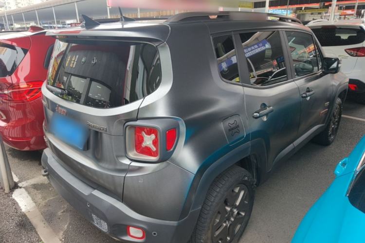 Used Jeep Renegade 2016 2.0L Automatic Four-Wheel Drive 75th Anniversary Tribute Edition Rear Right 45 Deg