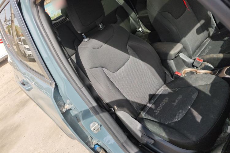 Used Jeep Renegade 2016 1.4T Automatic Jingneng Edition Right Front Seat