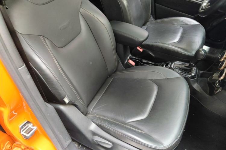 Used Jeep Renegade 2016 1.4T Automatic Smart Edition Right Front Seat