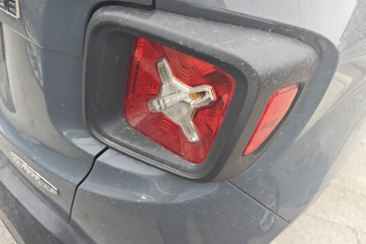 Used Jeep Renegade 2016 1.4T Automatic Jingneng Version+ Right Rear Taillight