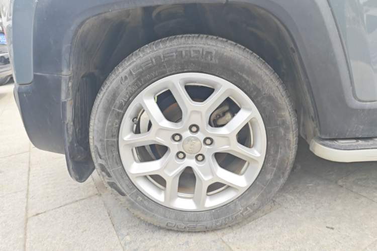 Used Jeep Renegade 2016 1.4T Automatic Jingneng Version+ Right Rear Wheel Hub