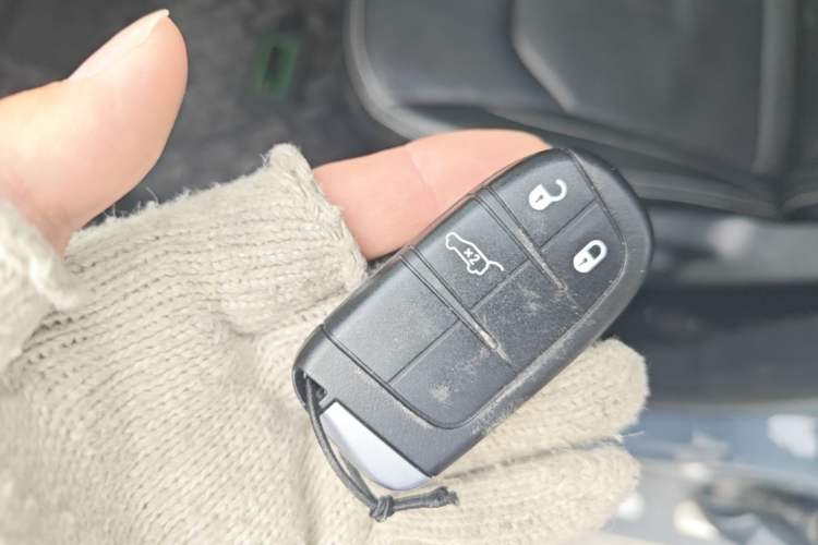 Used Jeep Renegade 2016 1.4T Automatic Jingneng Version+ Vehicle Key