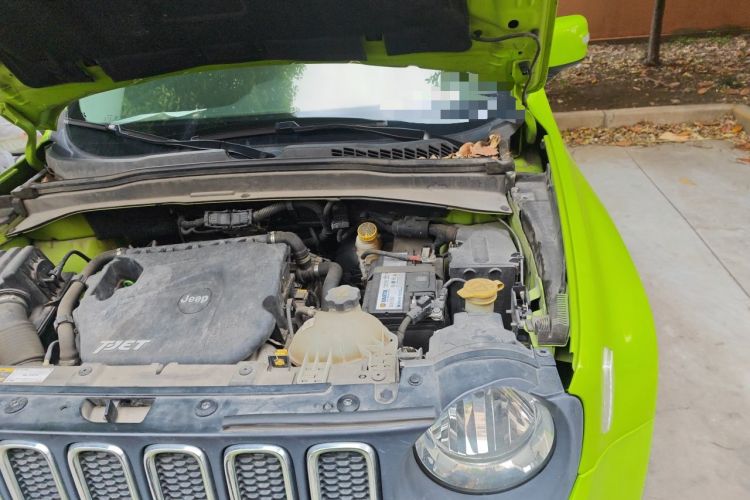 Used Jeep Renegade 2016 1.4T Automatic Jingneng Edition Engine Bay Left