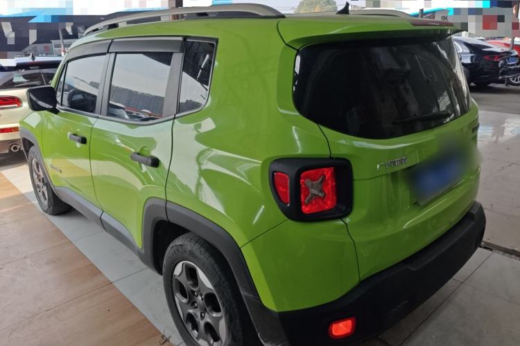 Used Jeep Renegade 2016 1.4T Automatic Kinetic Edition Exterior 3
