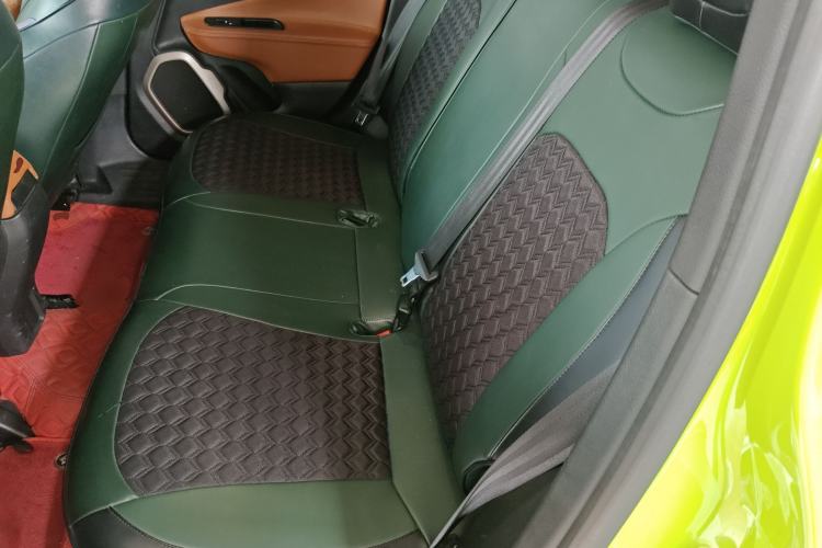 Used Jeep Renegade 2016 1.4T Automatic Kinetic Edition Interior 4
