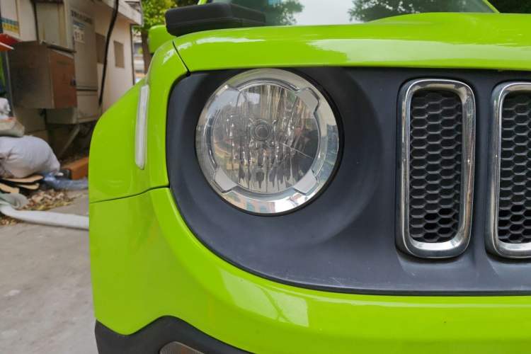Used Jeep Renegade 2016 1.4T Automatic Jingneng Edition Right Front Headlight