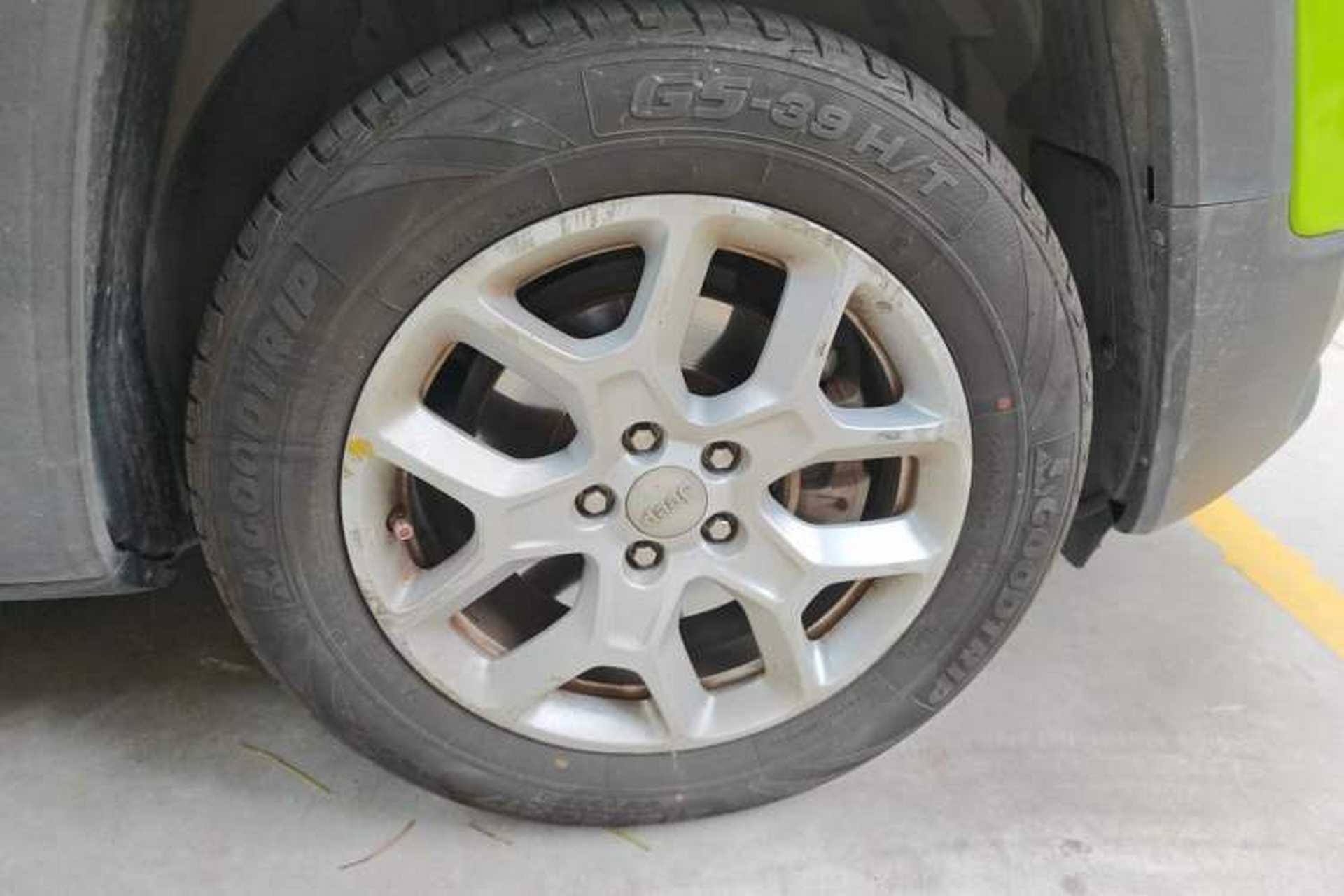 Used Jeep Renegade 2016 1.4T Automatic Jingneng Edition Right Front Wheel Hub