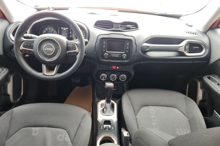 Used Jeep Renegade 2016 1.4T Automatic Jingneng Edition Center Console