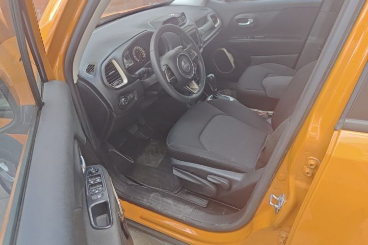 Used Jeep Renegade 2016 1.4T Automatic Jingneng Version+ Driver Seat