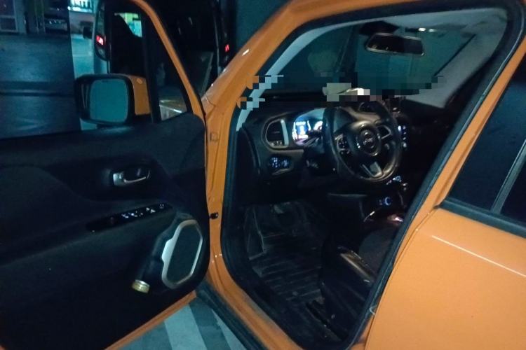 Used Jeep Renegade 2016 1.4T Automatic Kinetic Edition Driver Seat