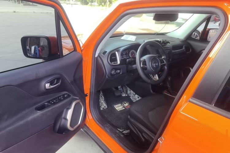 Used Jeep Renegade 2016 1.4T Automatic Jingneng Version+ Driver Seat