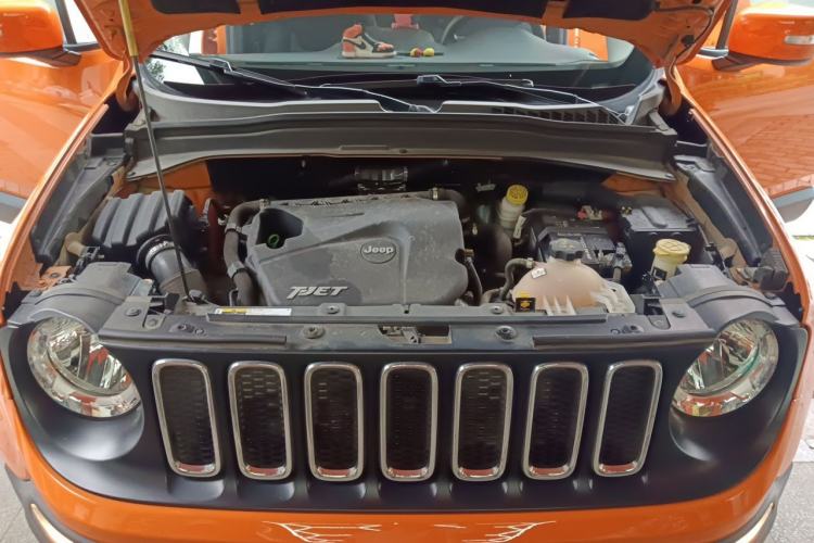 Used Jeep Renegade 2016 1.4T Automatic High-Energy Version Engine Bay