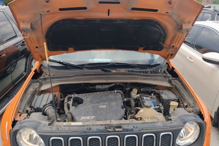 Used Jeep Renegade 2016 1.4T Automatic Jingneng Version+ Engine Bay