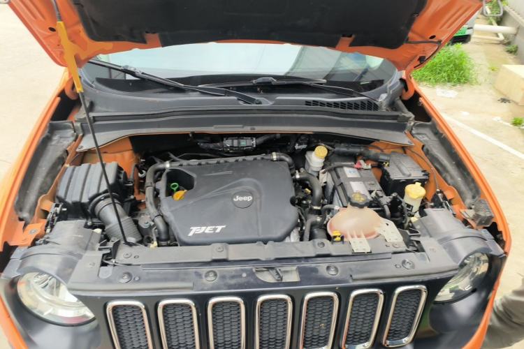 Used Jeep Renegade 2016 1.4T Automatic Jingneng Version+ Engine Bay