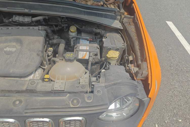 Used Jeep Renegade 2016 1.4T Automatic Jingneng Edition Engine Bay Left