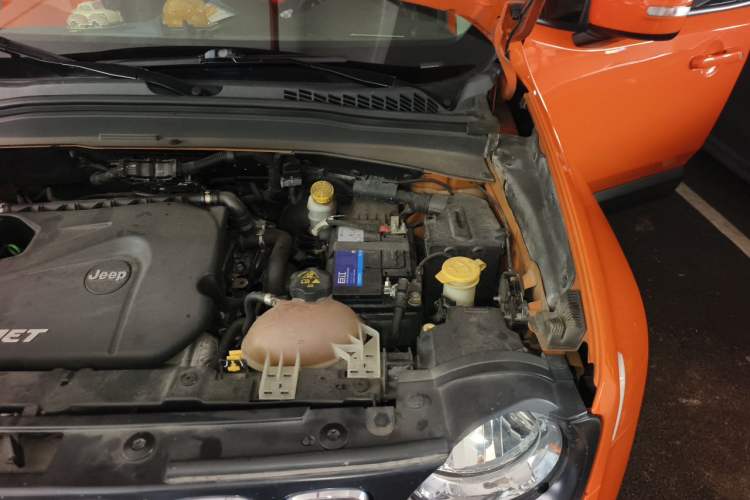 Used Jeep Renegade 2016 1.4T Automatic Jingneng Edition Engine Bay Left