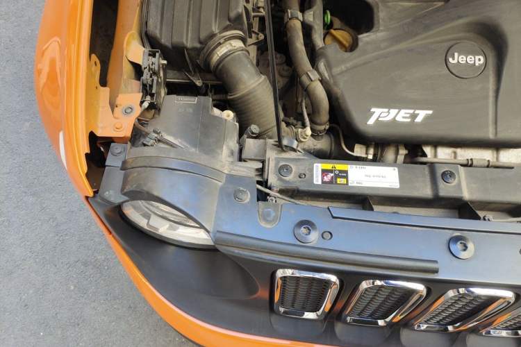 Used Jeep Renegade 2016 1.4T Automatic High-Energy Version Engine Bay Right