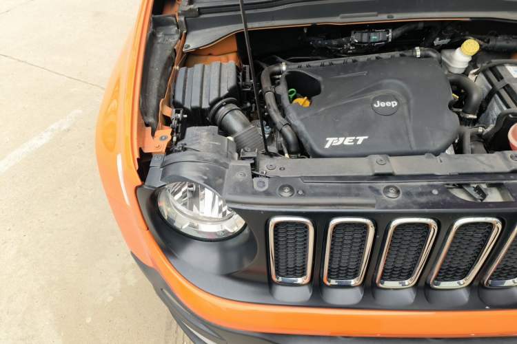 Used Jeep Renegade 2016 1.4T Automatic Jingneng Version+ Engine Bay Right