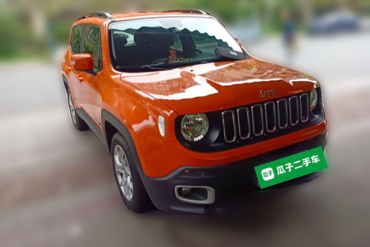 Used Jeep Renegade 2016 1.4T Automatic High-Energy Version Front Right 45 Deg