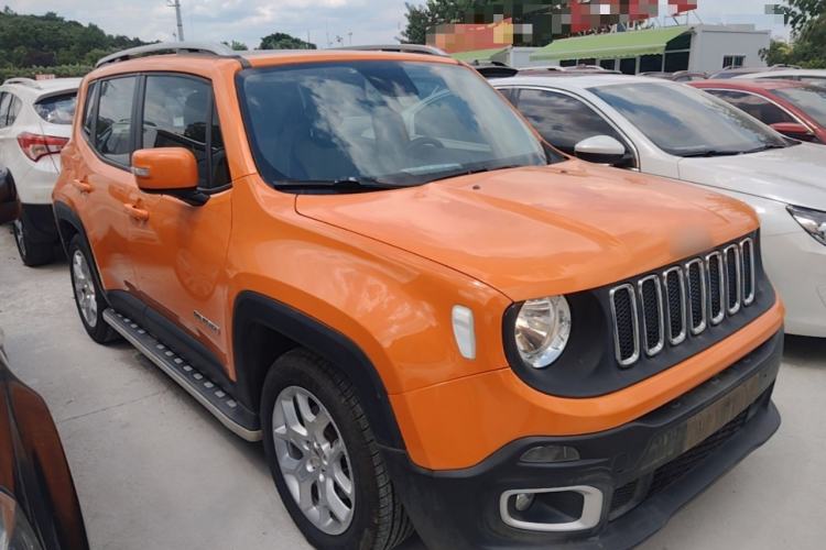 Used Jeep Renegade 2016 1.4T Automatic Jingneng Version+ Front Right 45 Deg