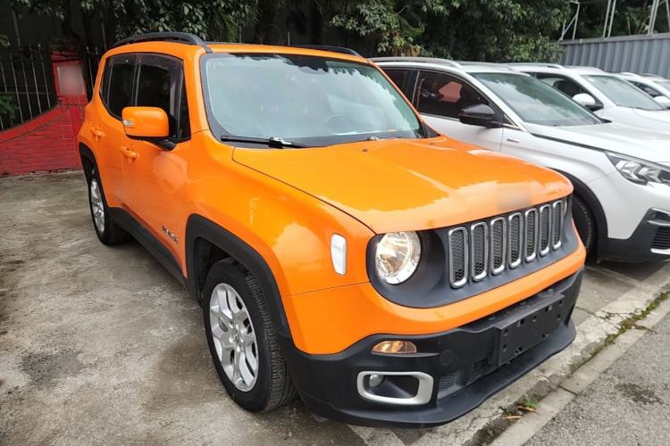 Used Jeep Renegade 2016 1.4T Automatic Jingneng Edition Front Right 45 Deg
