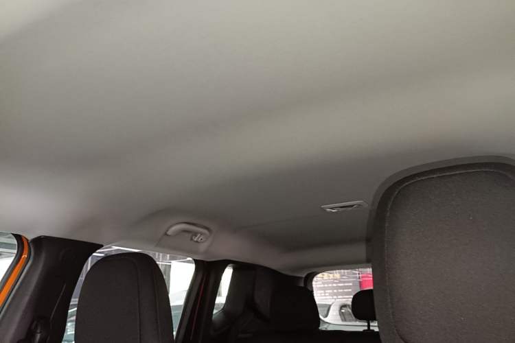 Used Jeep Renegade 2016 1.4T Automatic Kinetic Edition Headliner