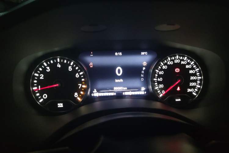 Used Jeep Renegade 2016 1.4T Automatic Jingneng Version+ Instrument Cluster