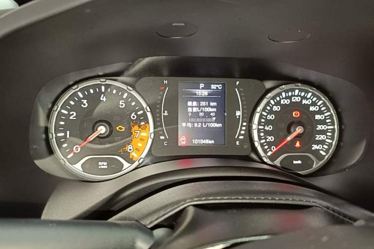 Used Jeep Renegade 2016 1.4T Automatic Kinetic Edition Instrument Cluster