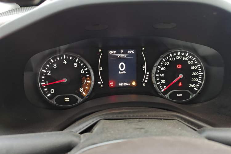 Used Jeep Renegade 2016 1.4T Automatic Jingneng Edition Instrument Cluster