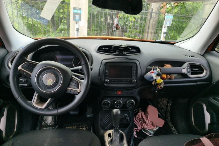 Used Jeep Renegade 2016 1.4T Automatic Jingneng Version+ Interior 2