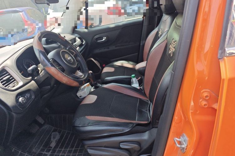 Used Jeep Renegade 2016 1.4T Automatic High-Energy Version Left Front Seat