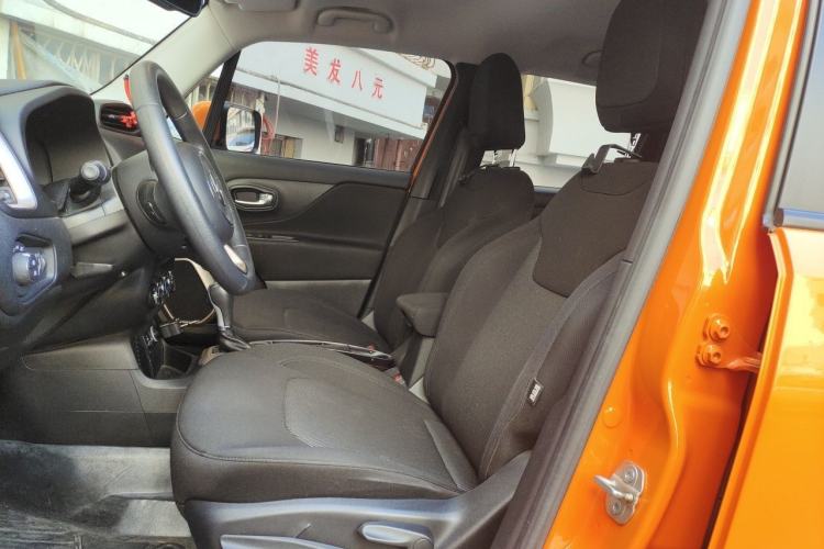 Used Jeep Renegade 2016 1.4T Automatic High-Energy Version Left Front Seat