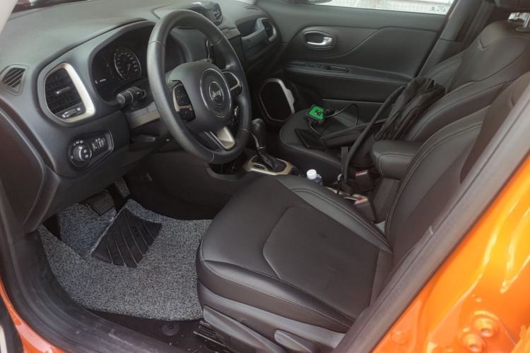Used Jeep Renegade 2016 1.4T Automatic Jingneng Edition Left Front Seat