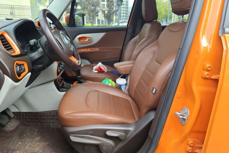 Used Jeep Renegade 2016 1.4T Automatic Jingneng Edition Left Front Seat
