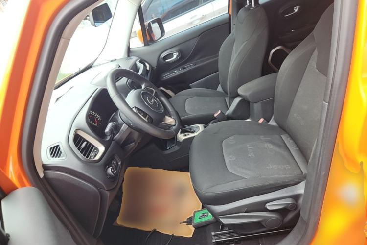 Used Jeep Renegade 2016 1.4T Automatic Jingneng Edition Left Front Seat