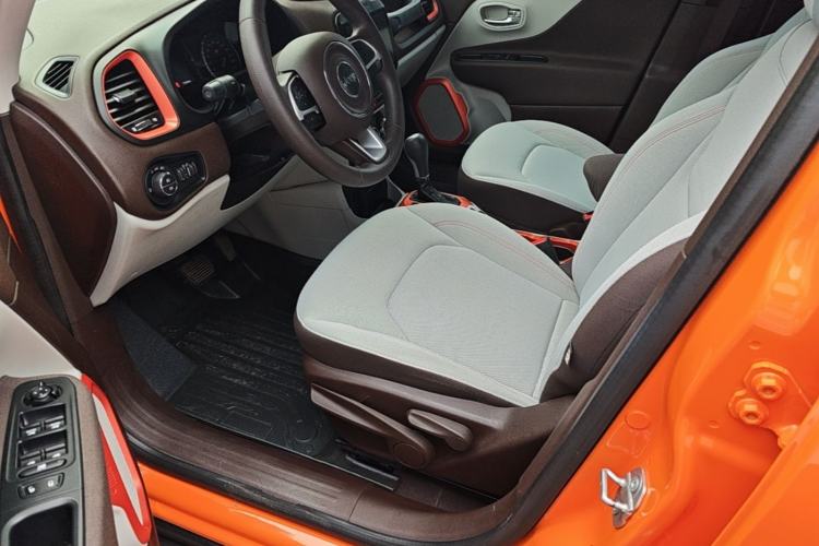 Used Jeep Renegade 2016 1.4T Automatic High-Energy Version Left Front Seat