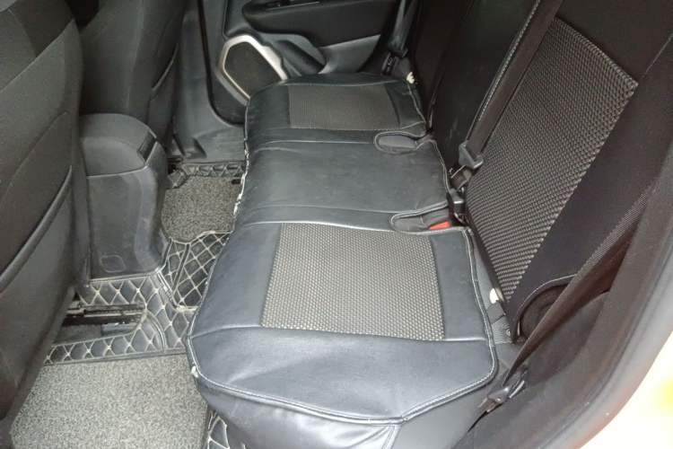 Used Jeep Renegade 2016 1.4T Automatic High-Energy Version Left Rear Seat
