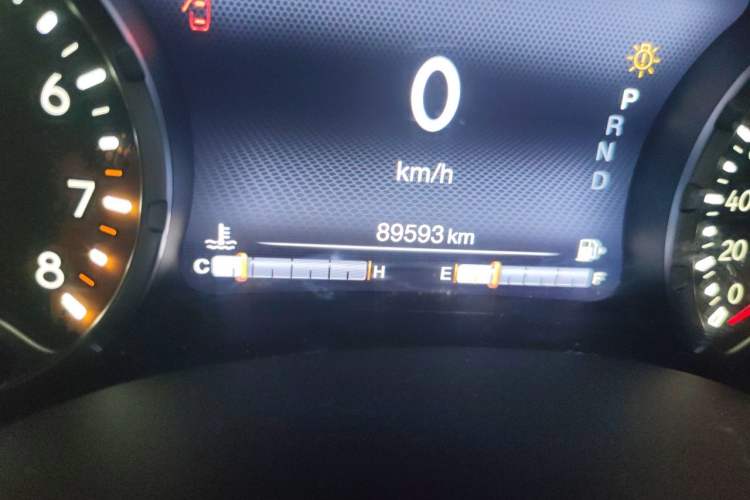 Used Jeep Renegade 2016 1.4T Automatic Jingneng Version+ Odometer Close Up