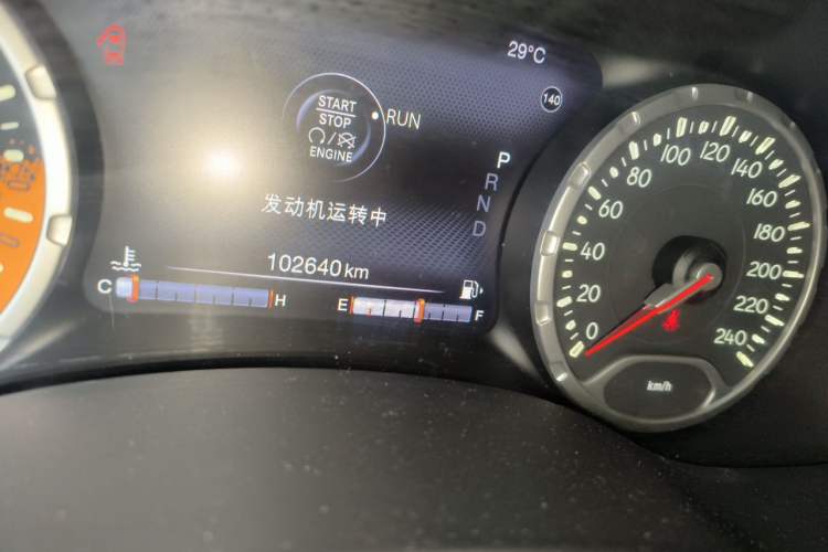 Used Jeep Renegade 2016 1.4T Automatic Jingneng Version+ Odometer Close Up