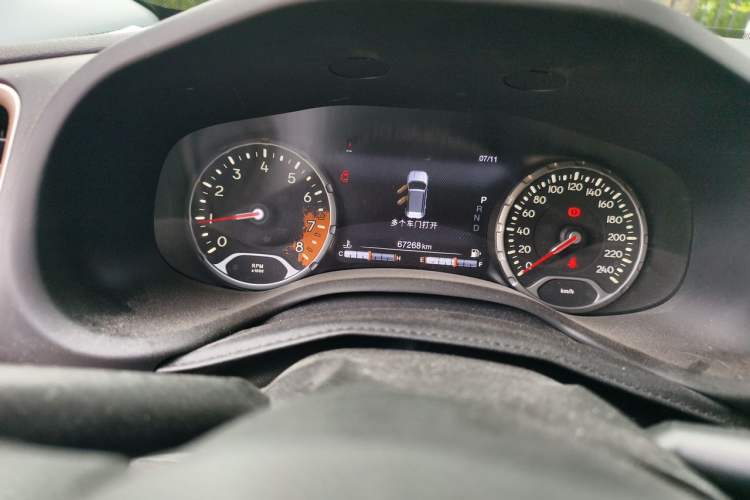 Used Jeep Renegade 2016 1.4T Automatic Jingneng Version+ Odometer Close Up